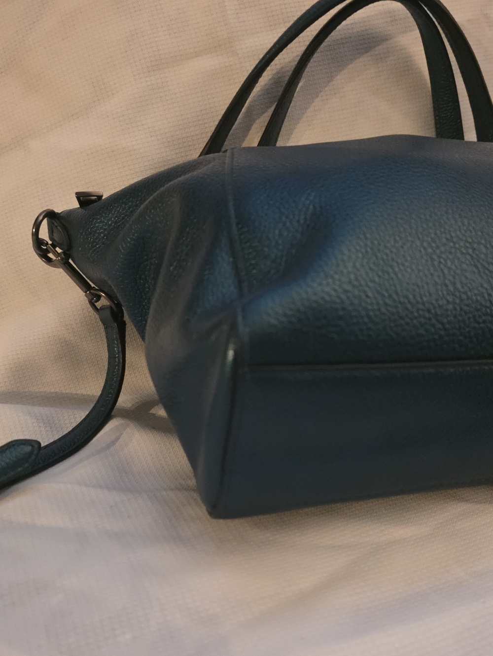 Coach Mini Kelsey Satchel in a metallic dark blue pebbled leather. - Picture 9 of 10